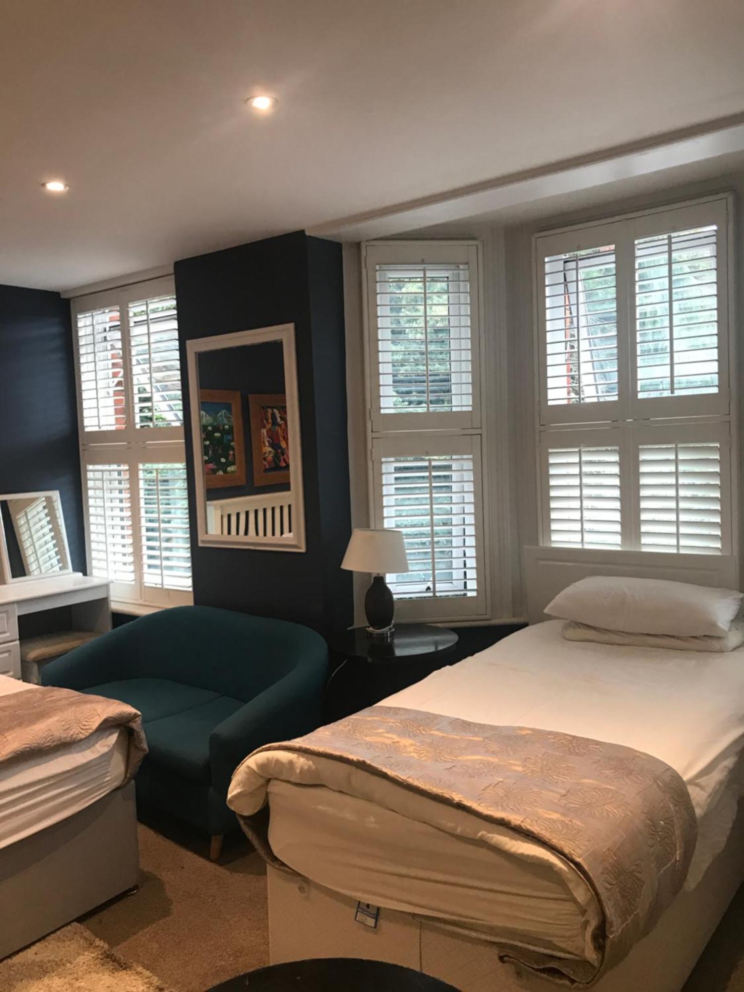 Acacia Villas Guest House Guildford Kültér fotó